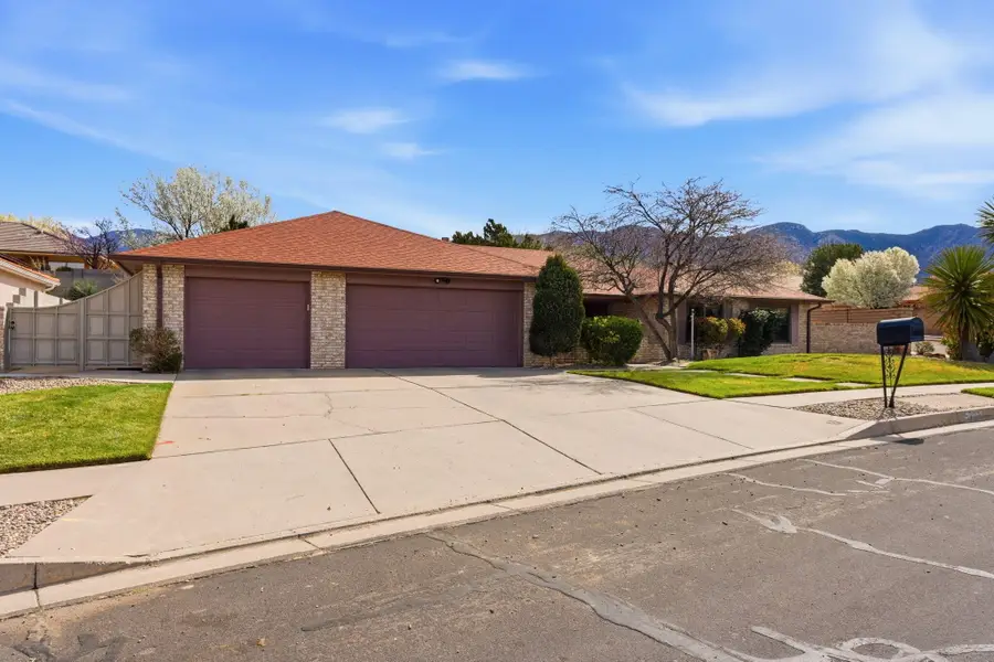 5700 Royal Oak Drive Ne, Albuquerque, NM 87111 - #3