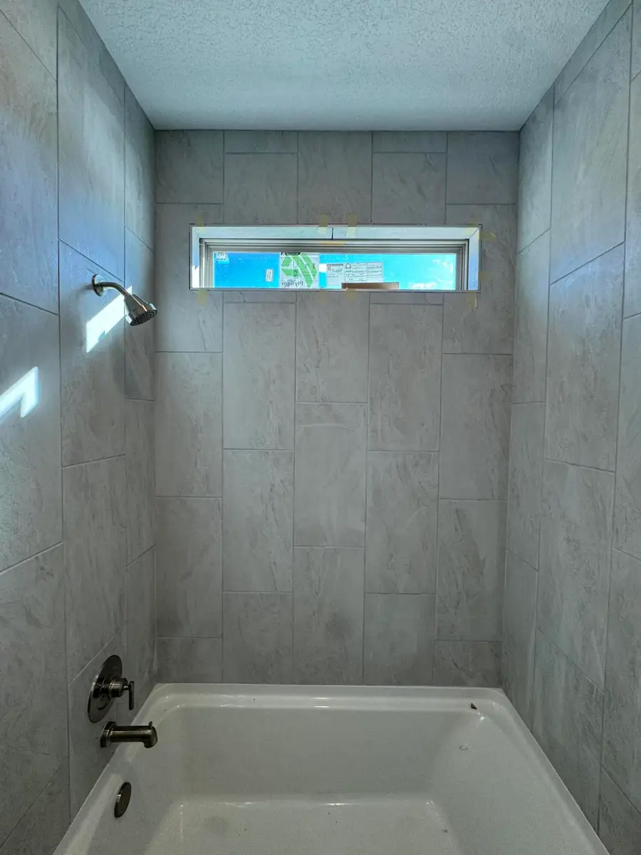 1640 Valle De Colores Road Nw, Los Lunas, NM 87031 - #3