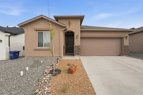 215 Needle Avenue Sw, Los Lunas, NM 87031