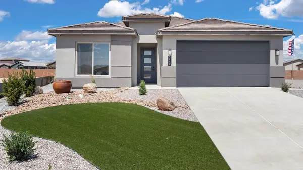 2432 Marble Avenue Ne, Rio Rancho, NM 87144