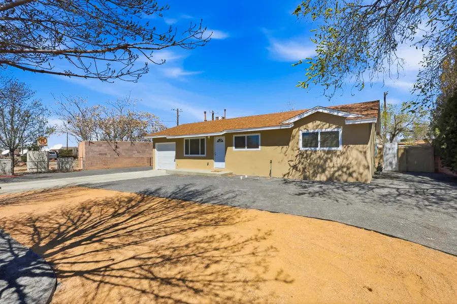 3621 Comanche Road Ne, Albuquerque, NM 87110 - #2