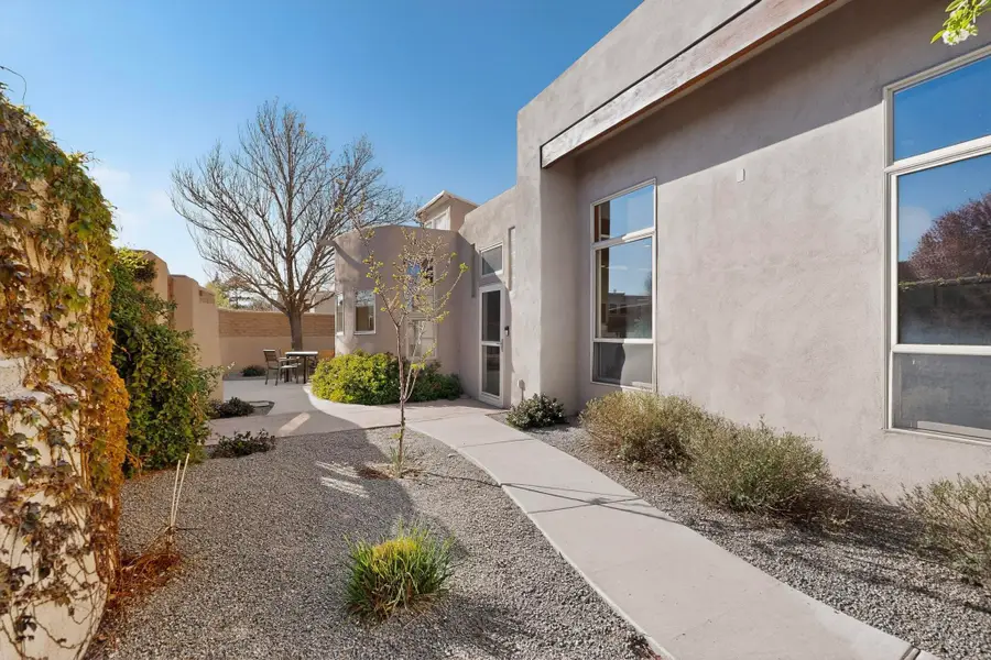 5118 Guadalupe Trail Nw, Albuquerque, NM 87107 - #3