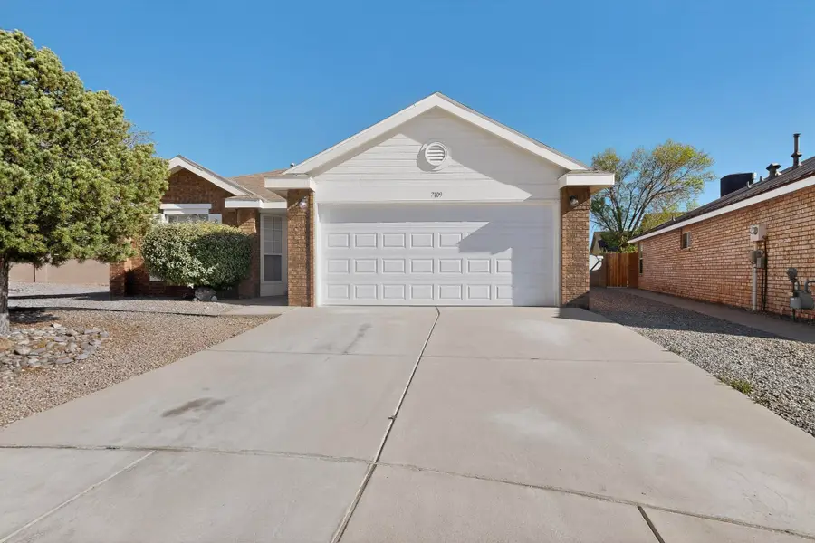 7109 Acton Court Nw, Albuquerque, NM 87114 - #2