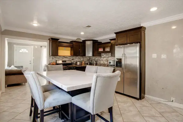 221 58th Street Nw, Albuquerque, NM 87105