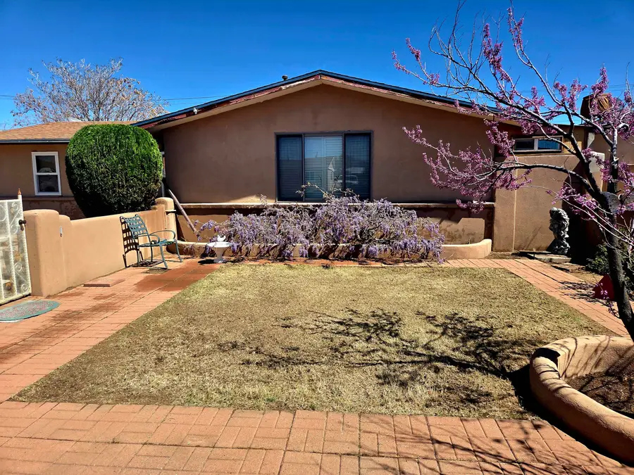 632 57th Street Nw, Albuquerque, NM 87105 - #2