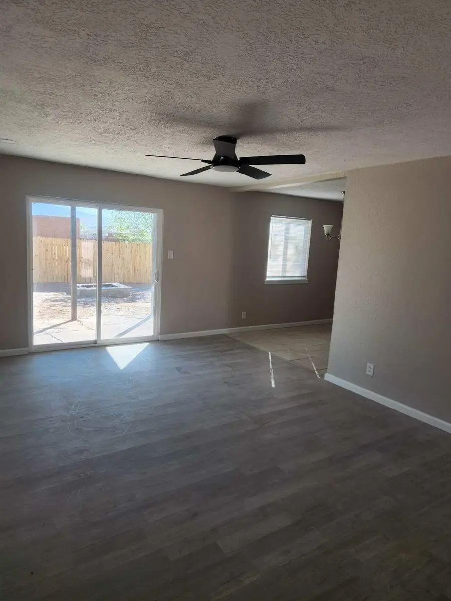 204 59th Street Sw, Albuquerque, NM 87121 - #2