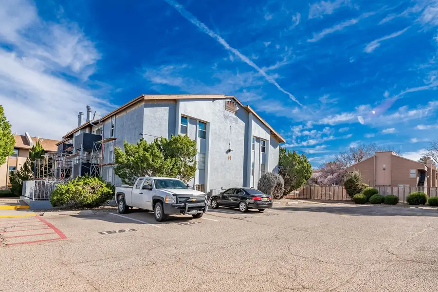 3827 Montgomery Boulevard Ne #APT 234, Albuquerque, NM 87109 - #2