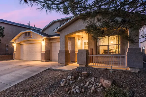 8051 Corn Mountain Place Nw, Albuquerque, NM 87114