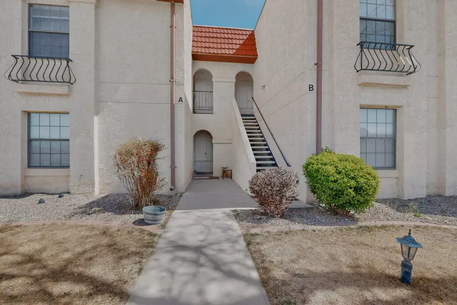 823 Country Club Drive Se #APT 1B, Albuquerque, NM 87124 - #2