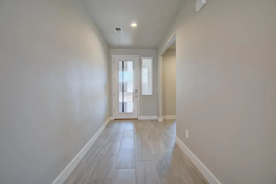 9001 Cambrils Drive Nw, Albuquerque, NM 87114 - #3