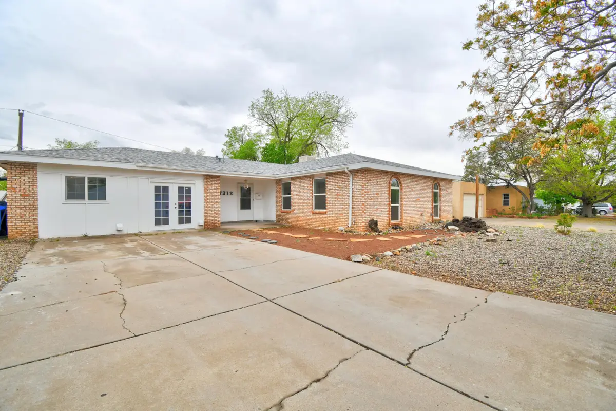 7312 Arvada Avenue Ne, Albuquerque, NM 87110 - #1