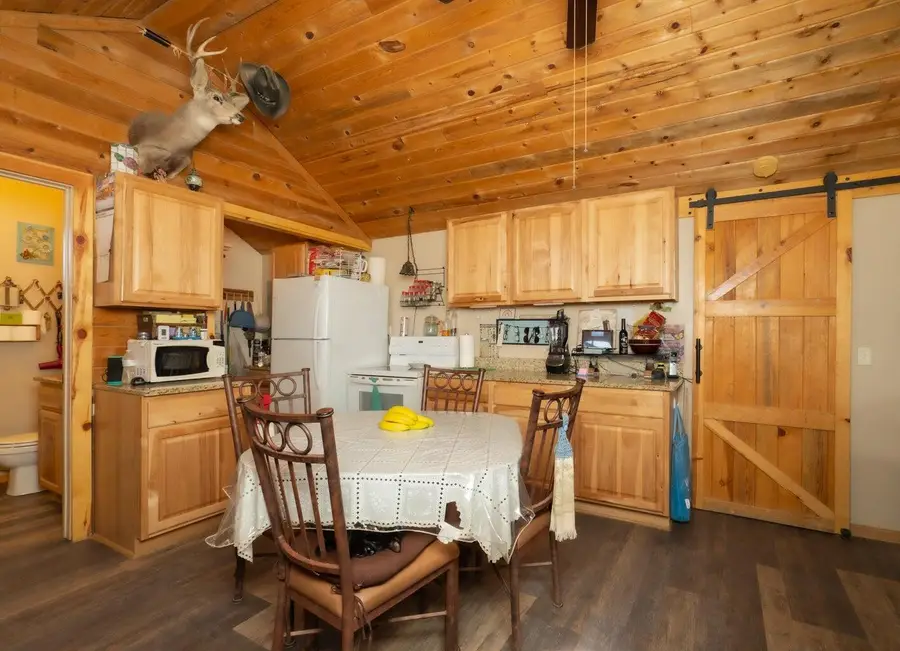 15 Victoria Court, Pie Town, NM 87827 - #3