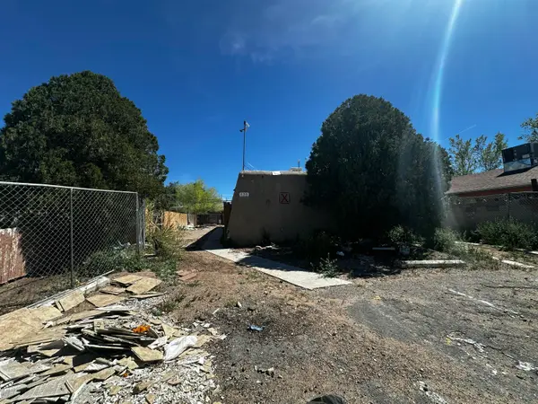 436 Grove Street Se, Albuquerque, NM 87108