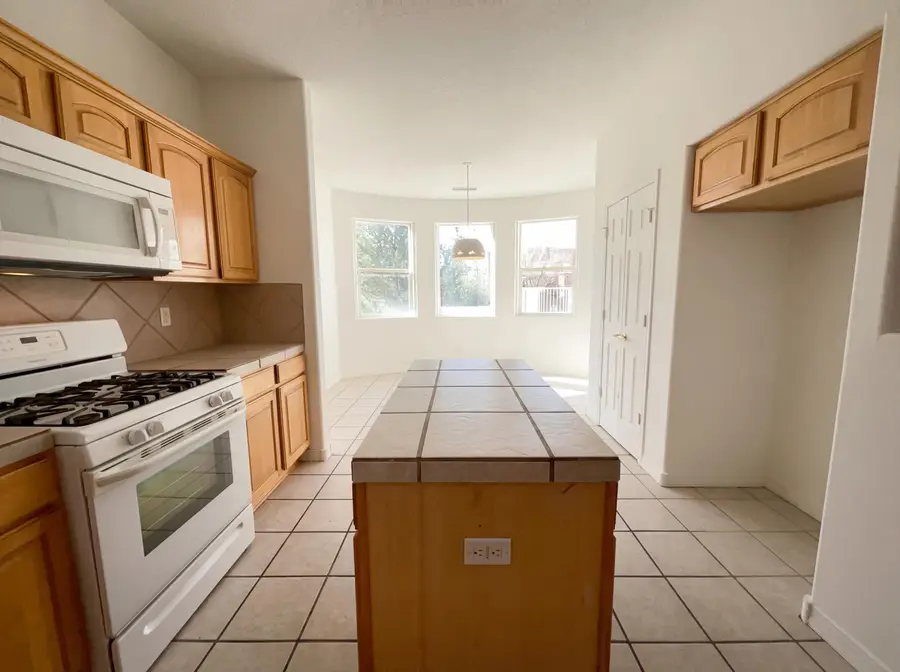 6331 Pima Place Nw, Albuquerque, NM 87120 - #2