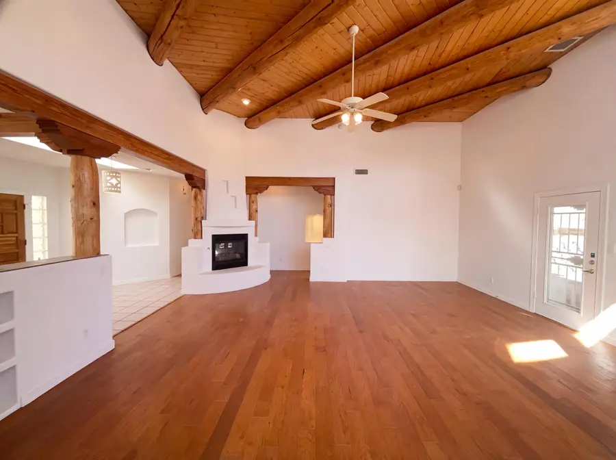 6331 Pima Place Nw, Albuquerque, NM 87120 - #3