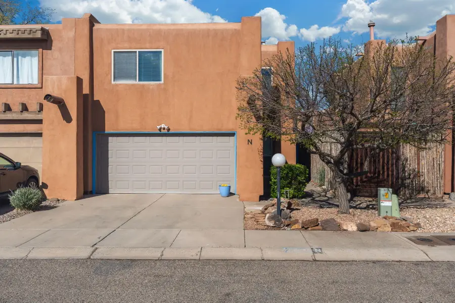 717 Candelaria Road Nw #N, Albuquerque, NM 87107 - #2