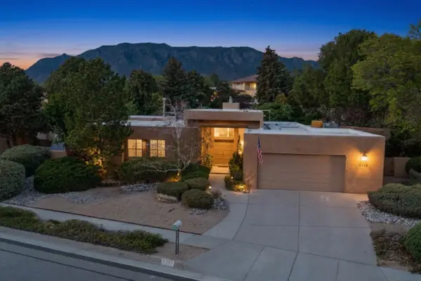 4900 Calle Del Cielo Ne, Albuquerque, NM 87111