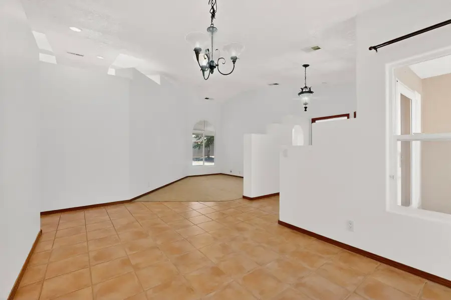 9507 Corona Avenue Ne, Albuquerque, NM 87122 - #3