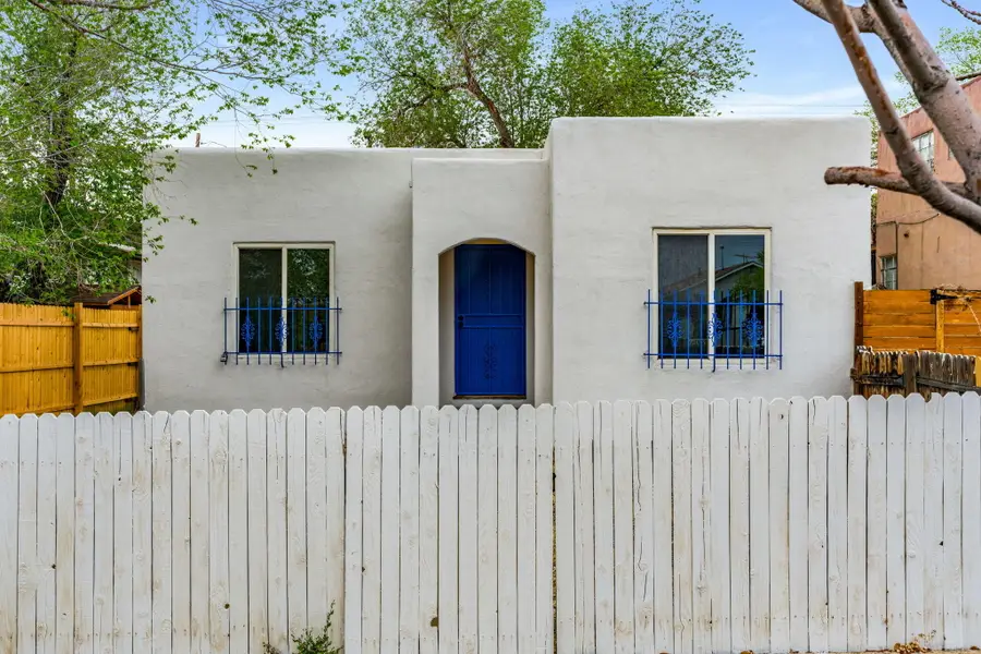 1605 Lead Avenue Se, Albuquerque, NM 87106 - #3