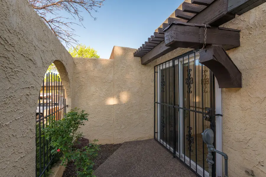 19 Casa Hermosa Drive Ne, Albuquerque, NM 87112 - #2
