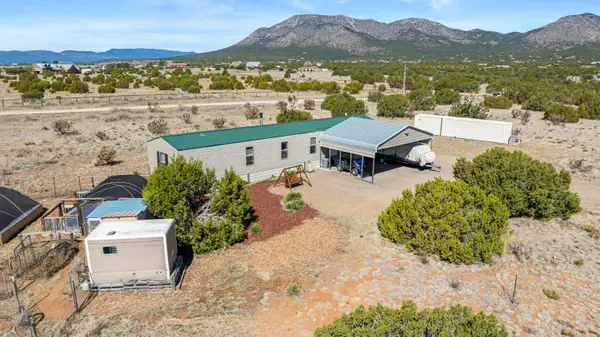 78 Drake Road, Edgewood, NM 87015