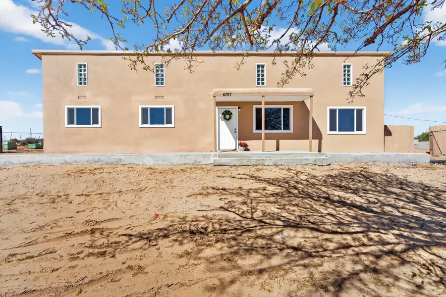 6707 Wills Way Sw, Albuquerque, NM 87121 - #2