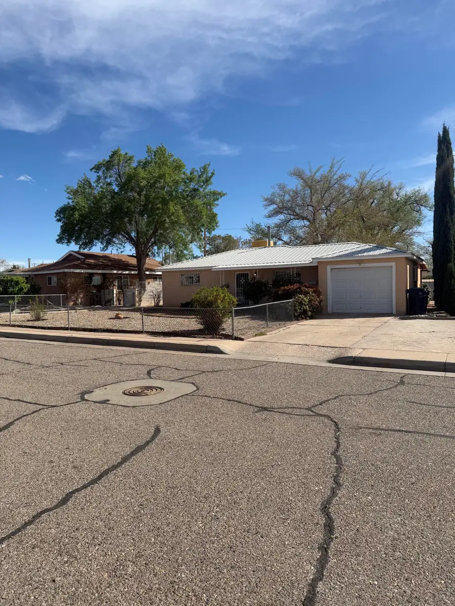 9018 Phoenix Avenue Ne, Albuquerque, NM 87112 - #2