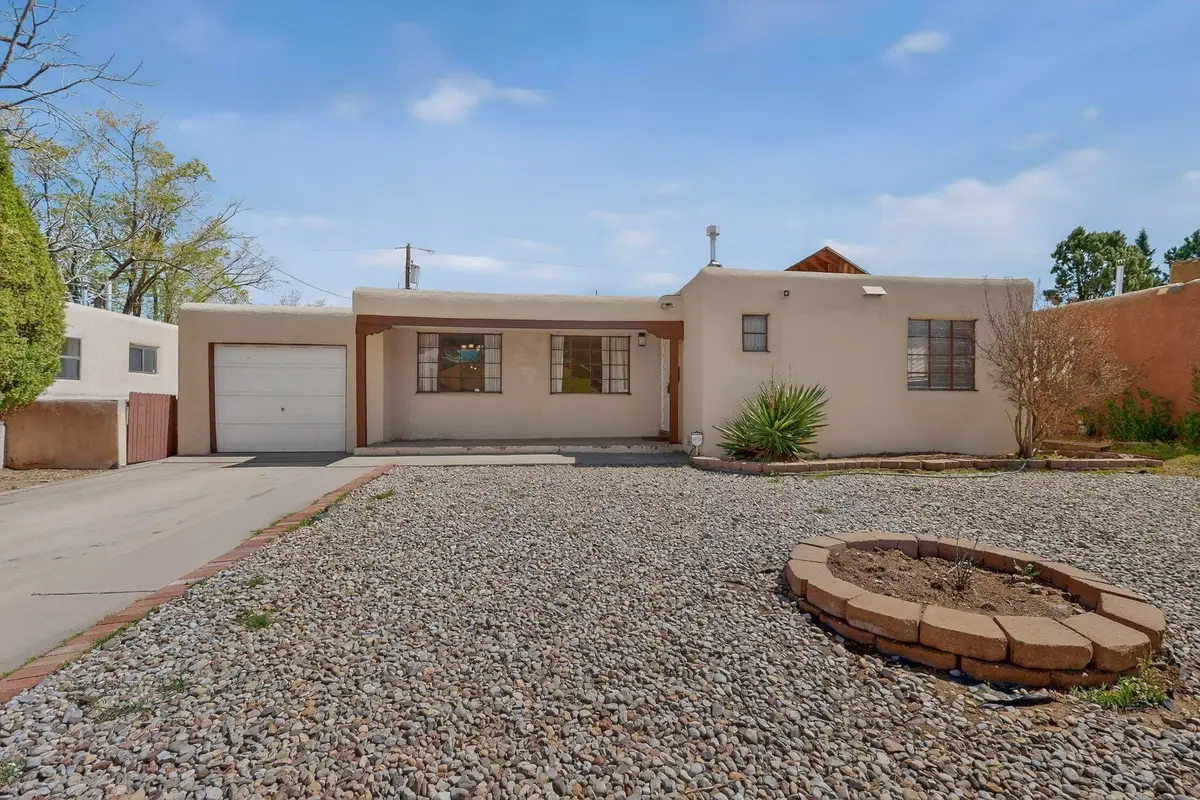 1820 Indiana Street Ne, Albuquerque, NM 87110 - #1