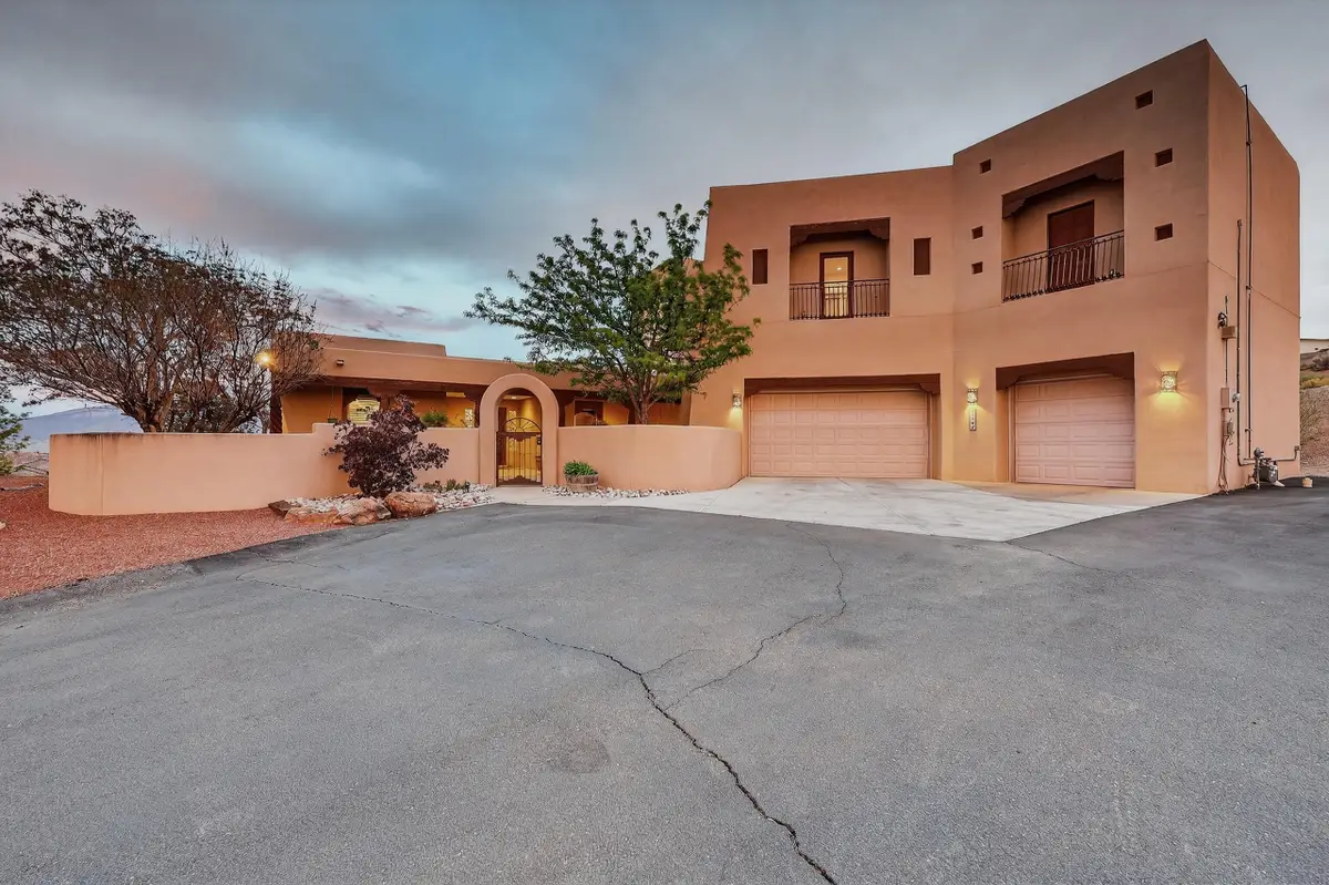 2500 Abrazo Road Ne, Rio Rancho, NM 87124 - #1