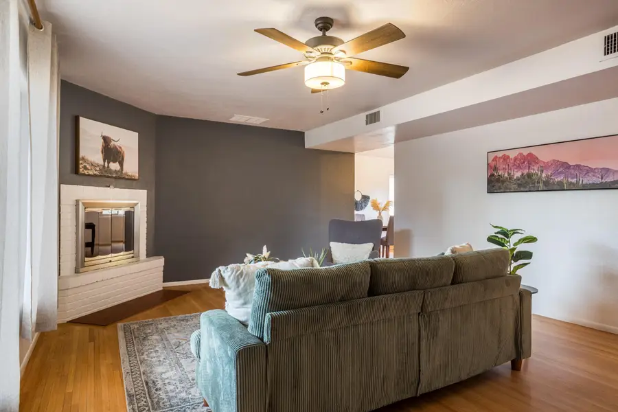 4214 Mackland Avenue Ne, Albuquerque, NM 87110 - #3