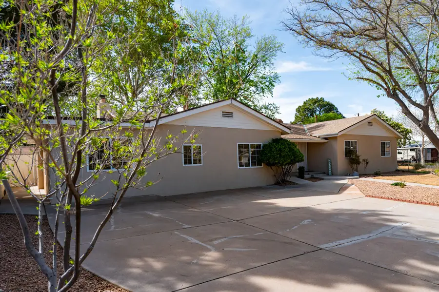 3225 Georgia Street Ne, Albuquerque, NM 87110 - #2