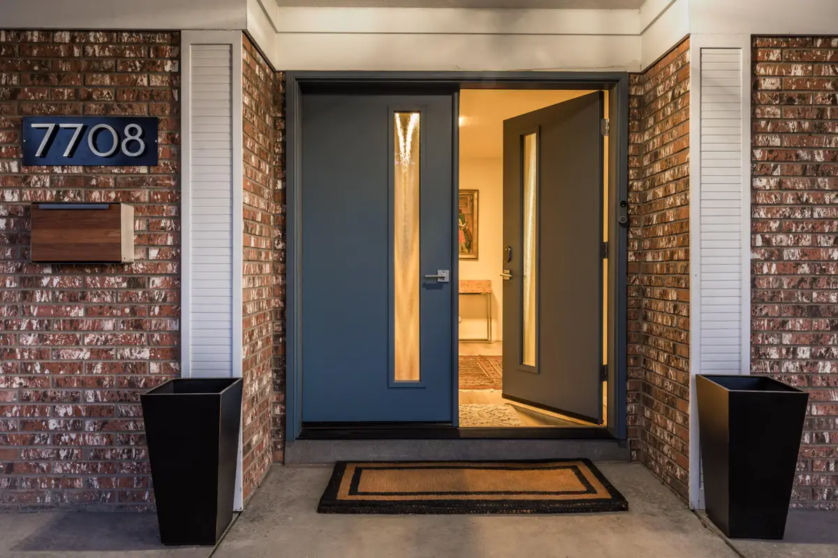 7708 Summer Avenue Ne, Albuquerque, NM 87110 - #1