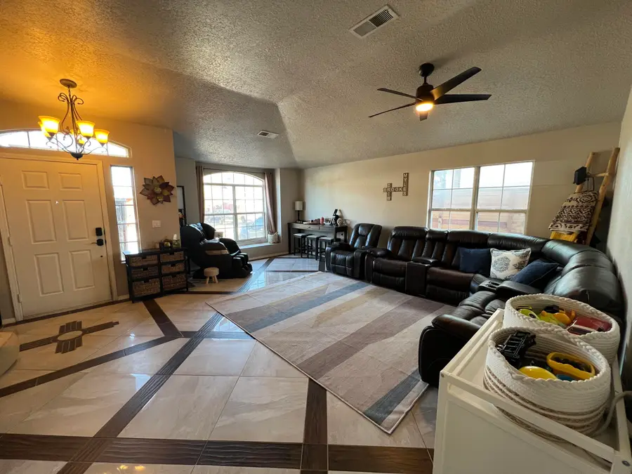 8024 Lyndsi Avenue Nw, Albuquerque, NM 87120 - #2
