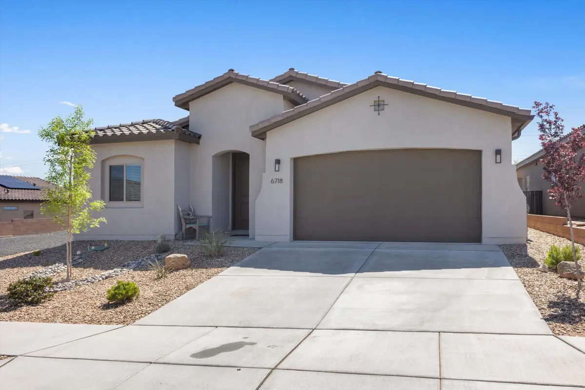 6718 Sydney Drive Ne, Rio Rancho, NM 87144 - #1