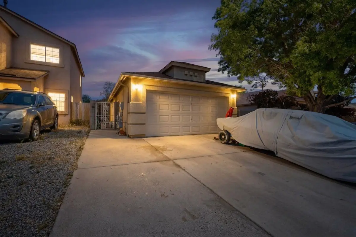 10519 Duke Avenue Sw, Albuquerque, NM 87121 - #1