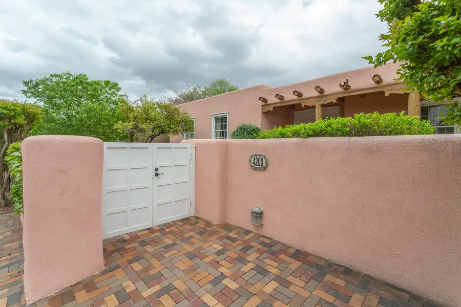 4200 Aspen Avenue Ne, Albuquerque, NM 87110 - #3