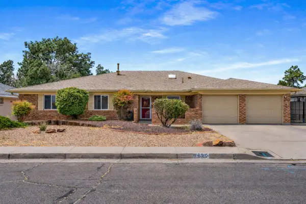 7635 Arroyo Del Oso Avenue Ne, Albuquerque, NM 87109