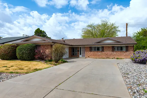 3709 Vermont Street Ne, Albuquerque, NM 87110