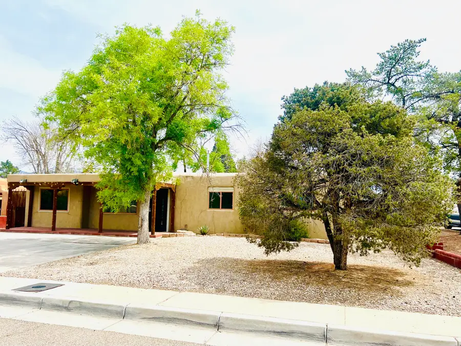 4717 Delamar Avenue Ne, Albuquerque, NM 87110 - #3