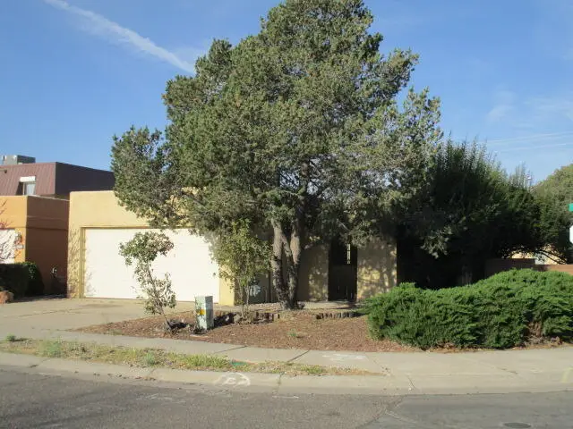 5813 Elmwood Drive Ne, Albuquerque, NM 87109 - #3