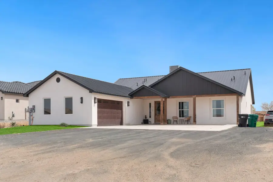 712 2nd Street Ne, Rio Rancho, NM 87124 - #2