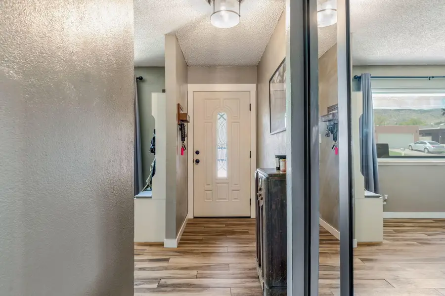 2405 Hiawatha Drive Ne, Albuquerque, NM 87112 - #2