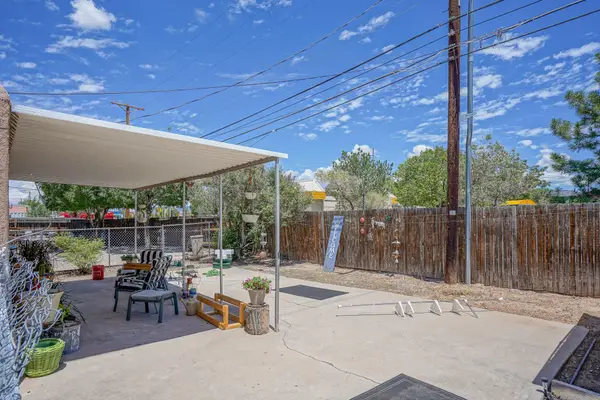 416 Kentucky Street Se, Albuquerque, NM 87108