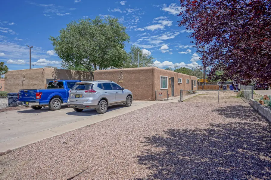 416 Kentucky Street Se, Albuquerque, NM 87108 - #2
