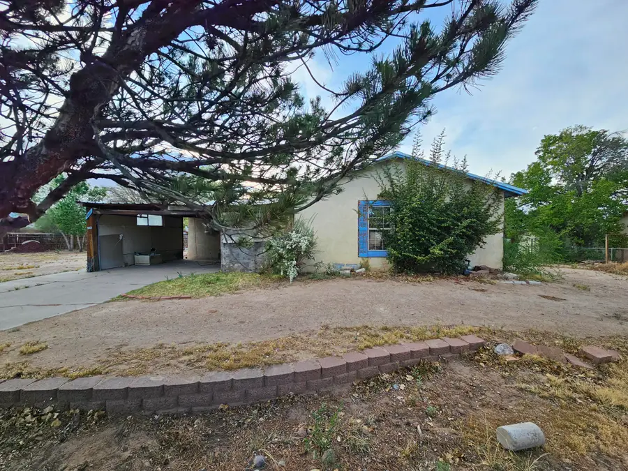 4631 Sun Valley Drive Sw, Albuquerque, NM 87105 - #3