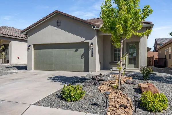 909 Tazanita Loop Se, Rio Rancho, NM 87124