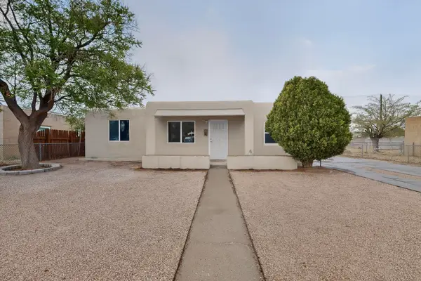 2429 Palomas Drive Ne, Albuquerque, NM 87110