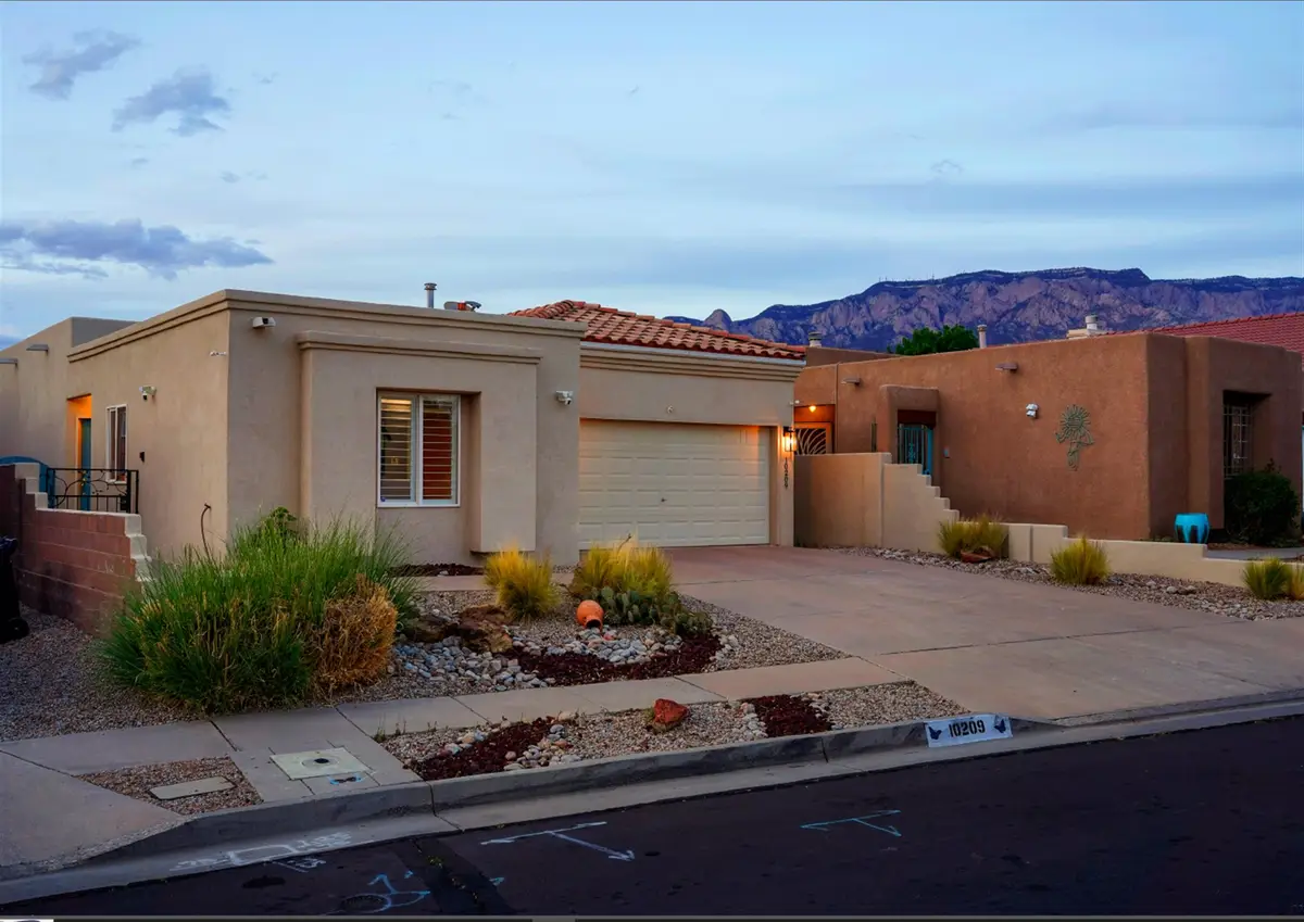 10209 Jarash Place Ne, Albuquerque, NM 87122 - #1