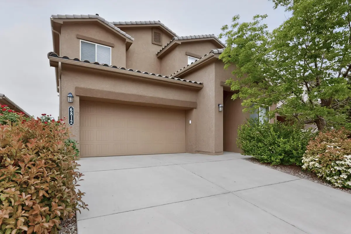 6812 Tempe Avenue Nw, Albuquerque, NM 87114 - #1