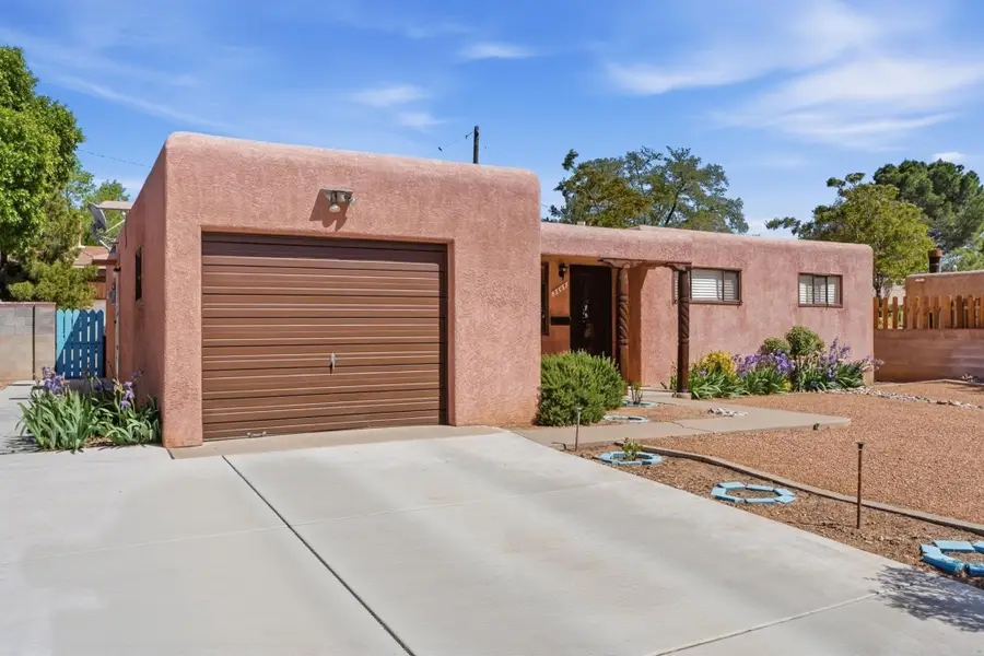 3604 Inca Street Ne, Albuquerque, NM 87111 - #2